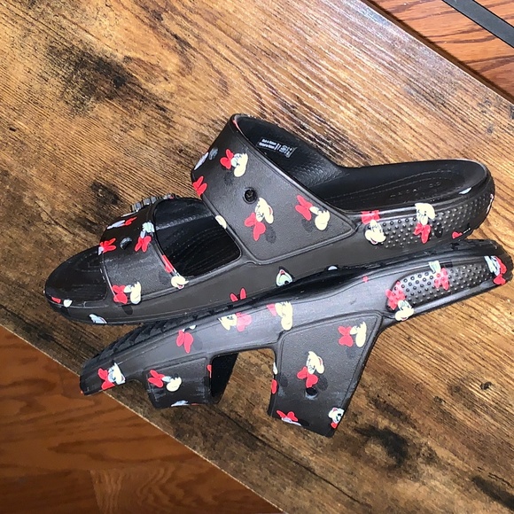 Disneyland Resort Exclusive Minnie Mouse Crocs Sandals - Size 9 Woman's - Picture 7 of 11